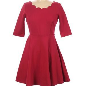 Lulu’s Red Scalloped Detail Dress Size Medium